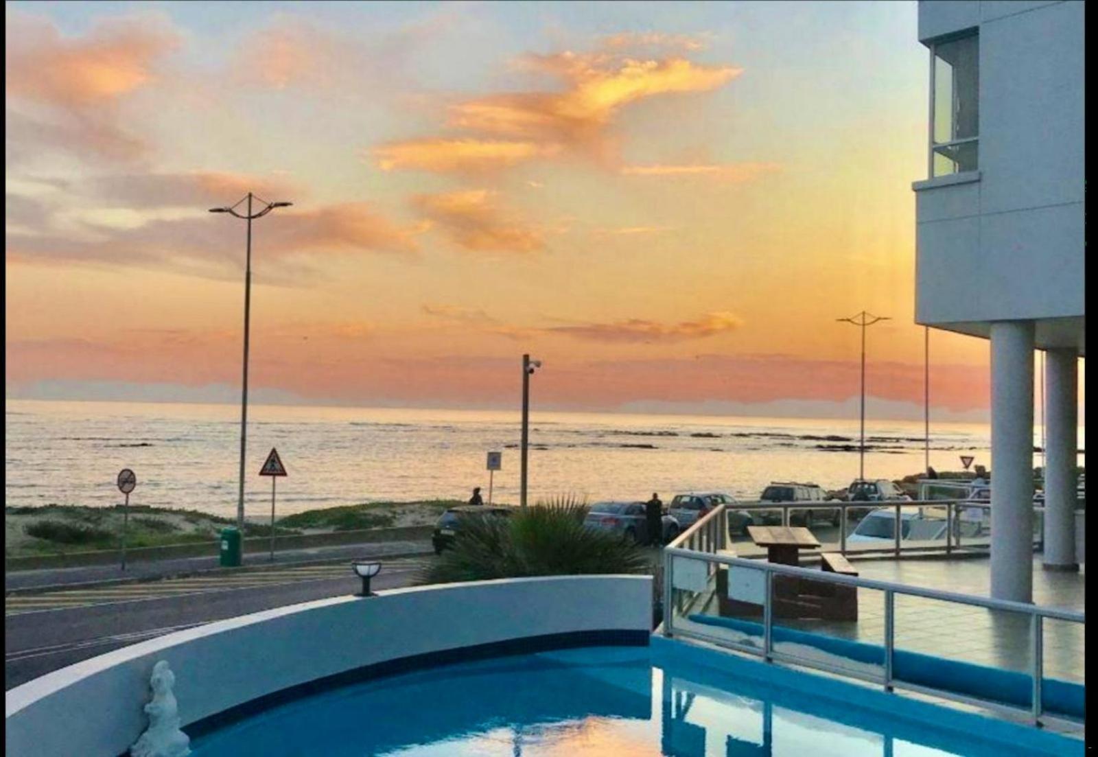 Sunset Aparthotel Cape Town